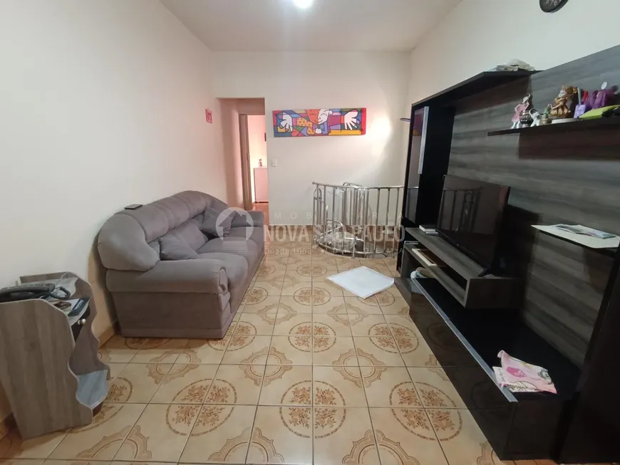 Foto 1 de Sobrado com 4 Quartos à venda, 171m² em Taboão, Diadema