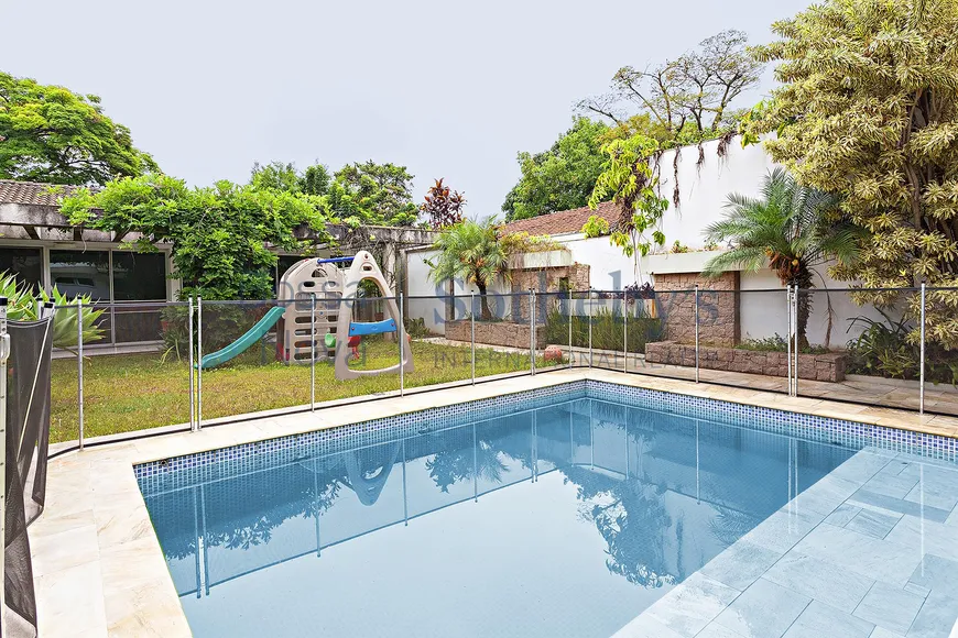 Foto 1 de Casa com 5 Quartos à venda, 432m² em Morumbi, São Paulo