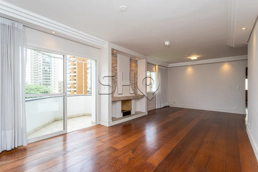 Foto 1 de Apartamento com 4 Quartos à venda, 150m² em Vila Madalena, São Paulo