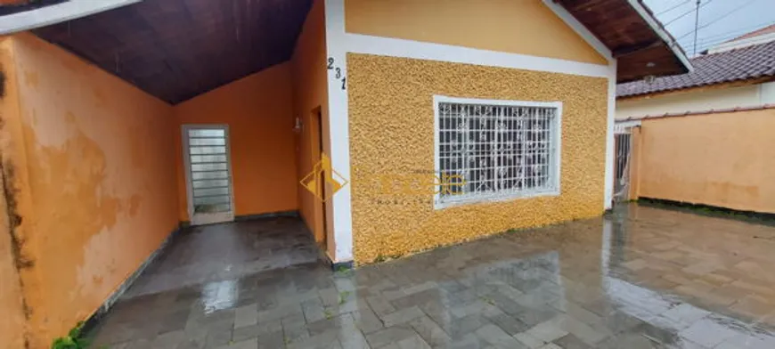 Foto 1 de Casa com 3 Quartos à venda, 150m² em Parque São Domingos, Pindamonhangaba