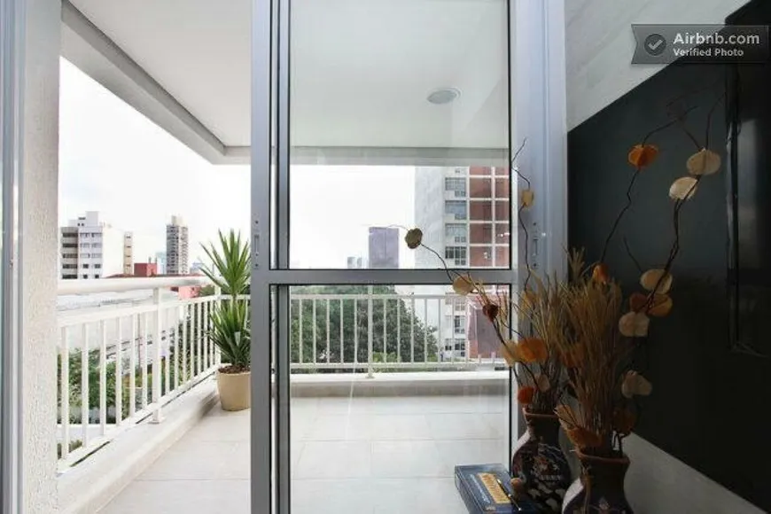 Foto 1 de Apartamento com 2 Quartos para venda ou aluguel, 74m² em Pinheiros, São Paulo