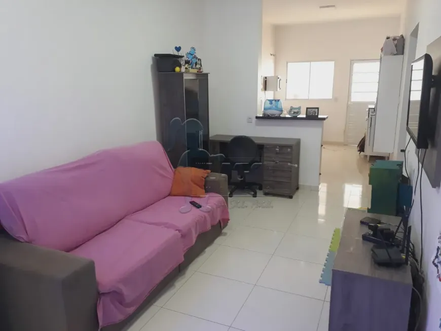 Foto 1 de Casa com 2 Quartos à venda, 61m² em Parque das Oliveiras, Ribeirão Preto