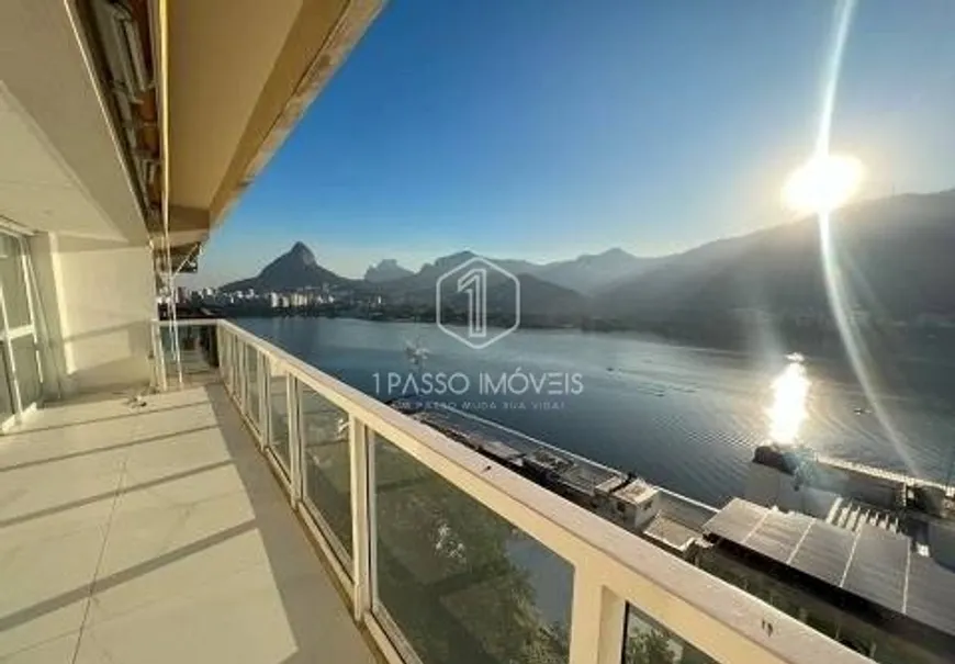 Foto 1 de Apartamento com 3 Quartos à venda, 170m² em Lagoa, Rio de Janeiro