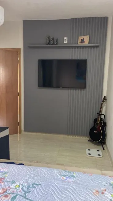 Foto 1 de Casa com 2 Quartos à venda, 101m² em Novo Mundo, Uberlândia