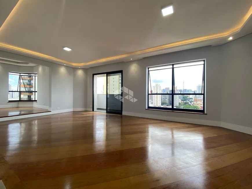 Foto 1 de Apartamento com 4 Quartos à venda, 196m² em Aclimação, São Paulo
