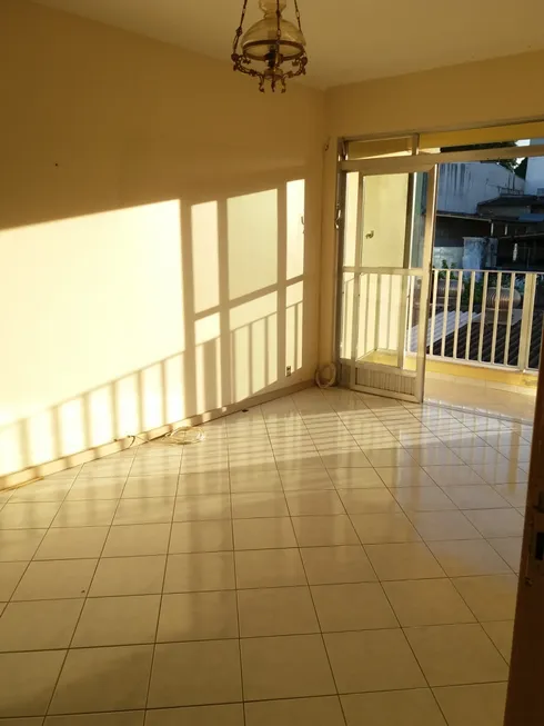 Foto 1 de Apartamento com 2 Quartos à venda, 60m² em Alto Cajueiros, Macaé