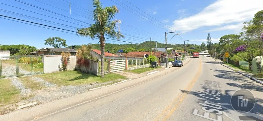 Foto 1 de Lote/Terreno à venda, 3961m² em Praia do Estaleirinho, Balneário Camboriú