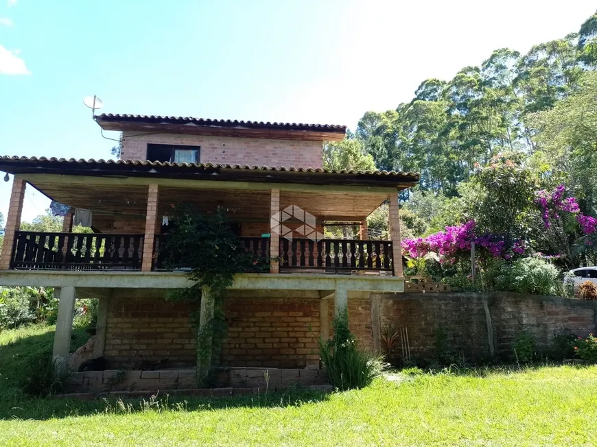 Foto 1 de Fazenda/Sítio com 3 Quartos à venda, 190m² em Parque Itacolomi, Gravataí