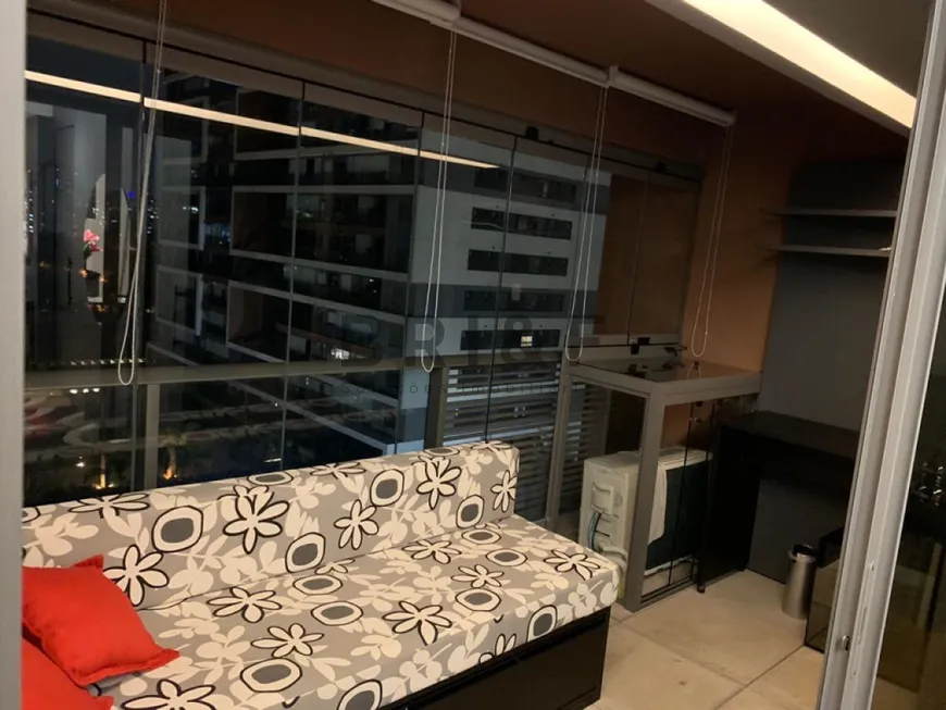 Foto 1 de Apartamento com 1 Quarto para alugar, 45m² em Brooklin, São Paulo