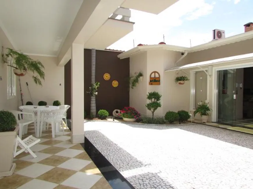 Foto 1 de Casa com 4 Quartos à venda, 210m² em Nova Piracicaba, Piracicaba