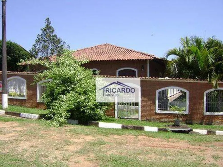 Foto 1 de Fazenda/Sítio com 3 Quartos à venda, 400m² em Barreiro, Mairiporã
