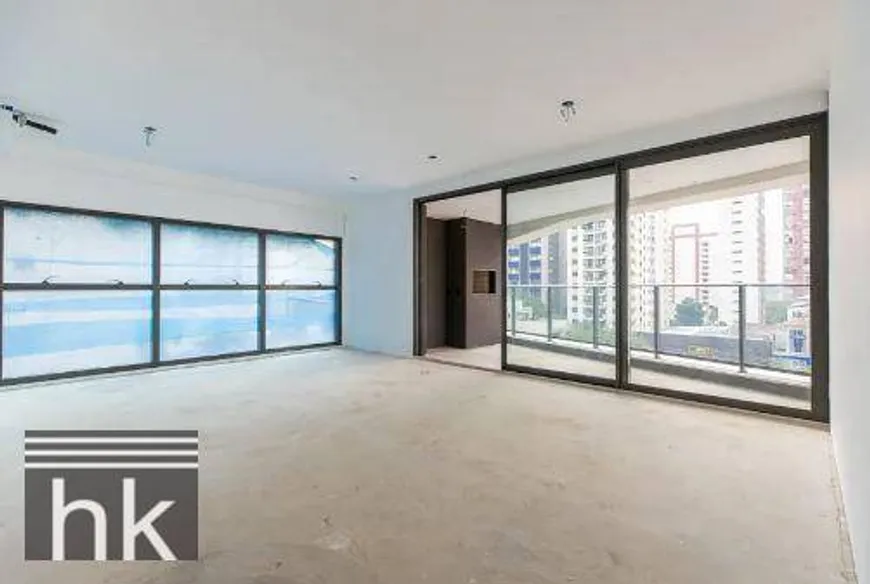 Foto 1 de Apartamento com 3 Quartos à venda, 153m² em Itaim Bibi, São Paulo