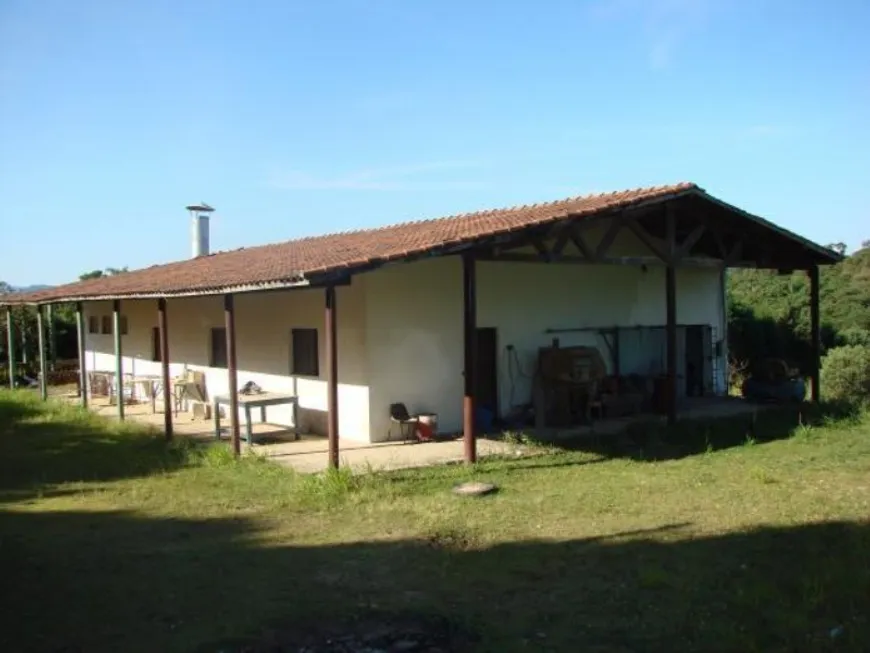 Foto 1 de Lote/Terreno à venda, 16090m² em Centro, Araçariguama