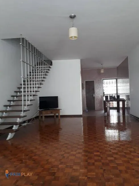 Foto 1 de Sobrado com 3 Quartos à venda, 180m² em Chácara Santo Antônio, São Paulo