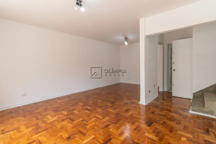 Foto 1 de Casa com 3 Quartos para alugar, 158m² em Brooklin, São Paulo