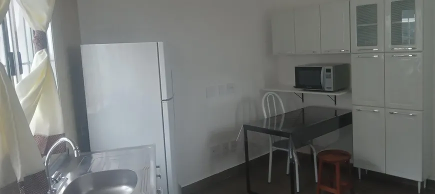 Foto 1 de Apartamento com 1 Quarto para alugar, 28m² em Vila do Conde , Barueri