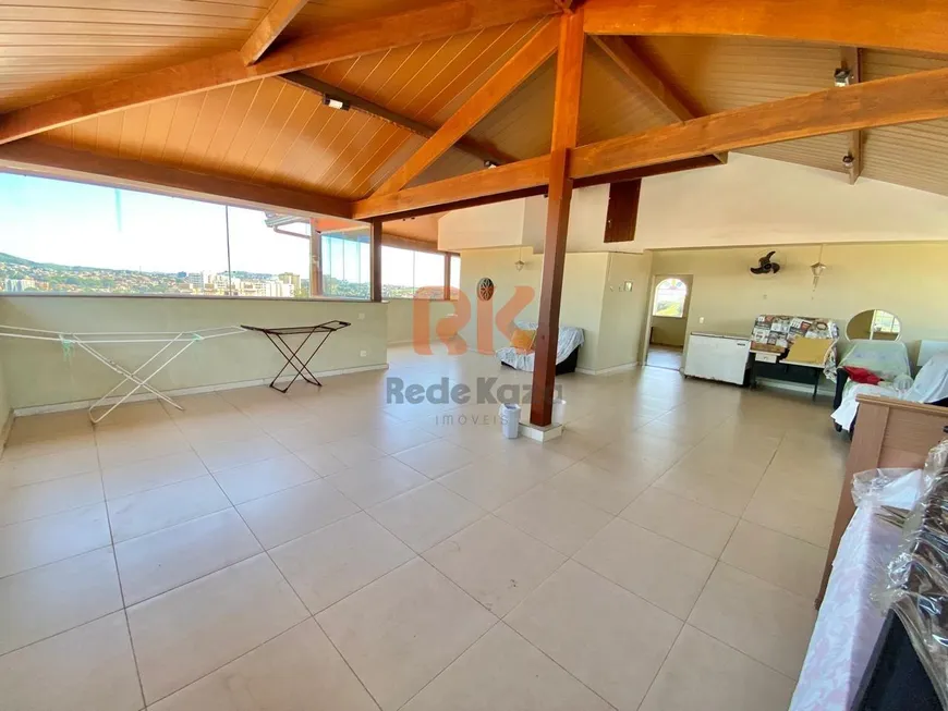 Foto 1 de Casa com 3 Quartos à venda, 480m² em Planalto, Belo Horizonte
