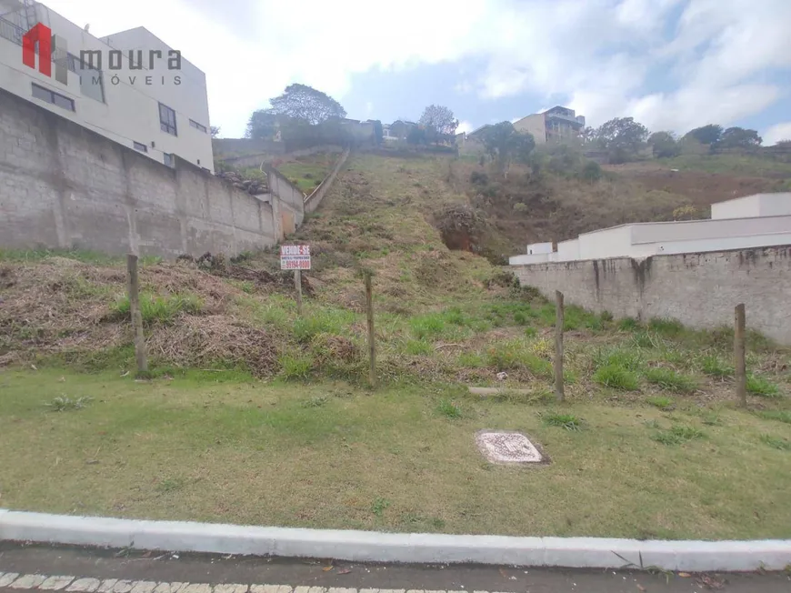 Foto 1 de Lote/Terreno à venda, 1303m² em Novo Horizonte, Juiz de Fora