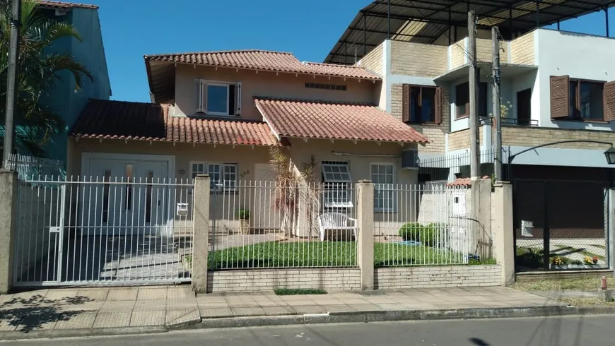 Foto 1 de Sobrado com 3 Quartos à venda, 123m² em Parque da Matriz, Cachoeirinha