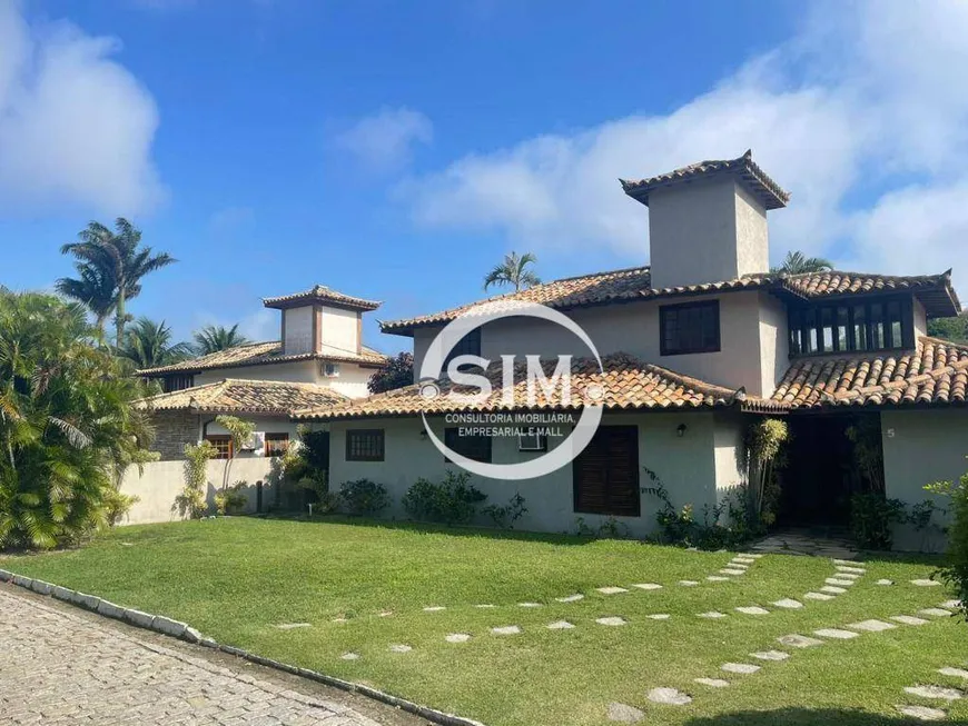 Foto 1 de Casa de Condomínio com 4 Quartos à venda, 302m² em Ferradurinha, Armação dos Búzios