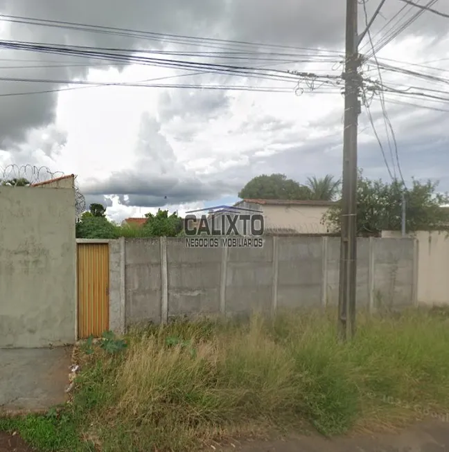 Foto 1 de Lote/Terreno à venda, 300m² em Santa Mônica, Uberlândia