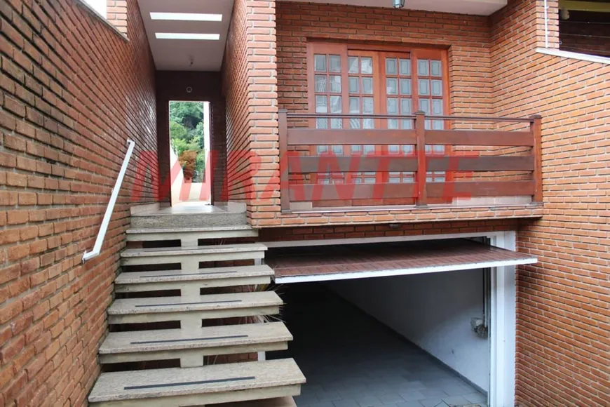 Foto 1 de Sobrado com 3 Quartos à venda, 262m² em Vila Irmãos Arnoni, São Paulo