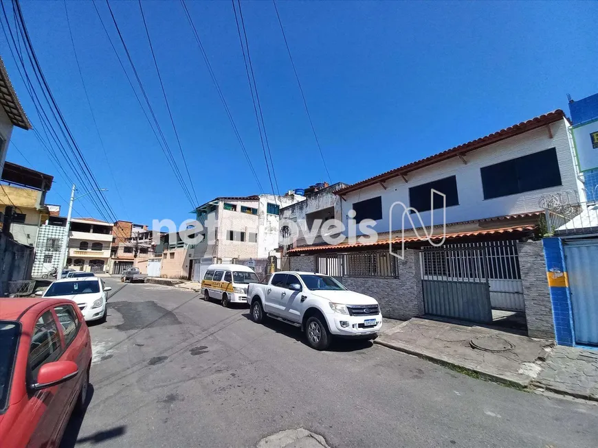 Foto 1 de Casa com 3 Quartos à venda, 472m² em Roma, Salvador