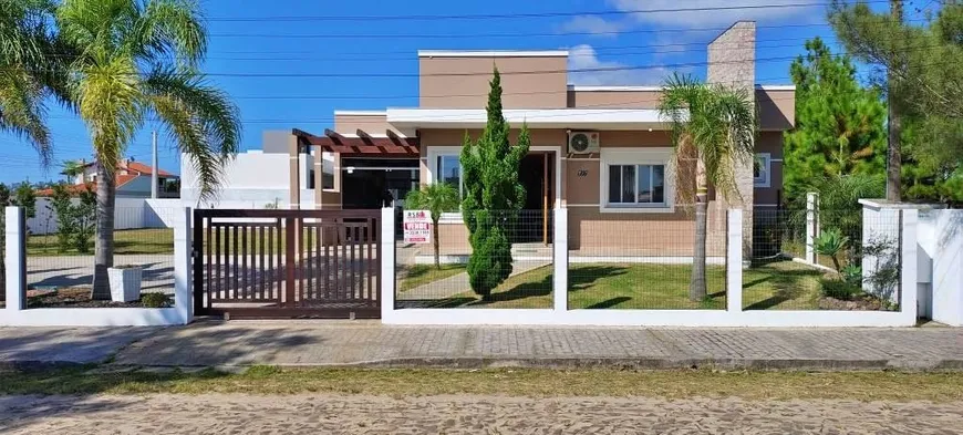 Foto 1 de Casa com 3 Quartos à venda, 145m² em Balneário Bella Torres, Passo de Torres