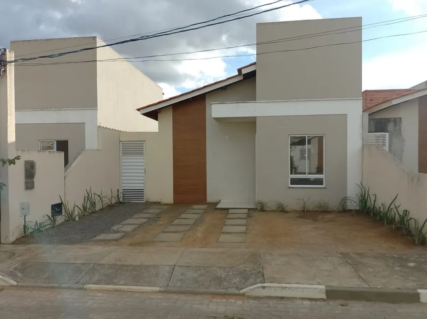 Foto 1 de Casa de Condomínio com 2 Quartos para alugar, 65m² em Papagaio, Feira de Santana