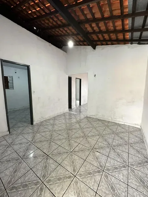 Foto 1 de Casa com 2 Quartos à venda, 90m² em Jardim das Margaridas, Salvador