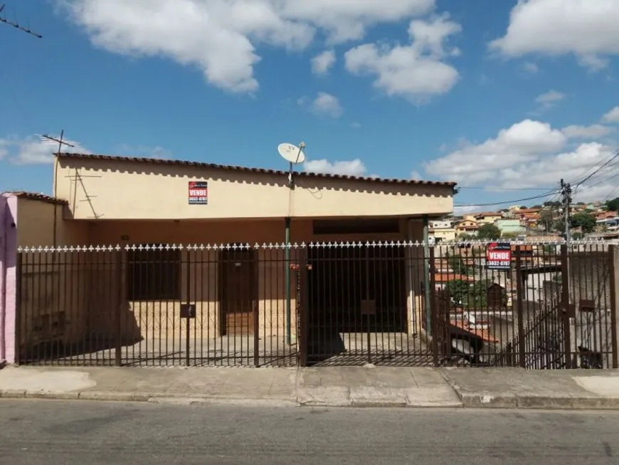 Foto 1 de Casa com 4 Quartos à venda, 380m² em Lindéia, Belo Horizonte