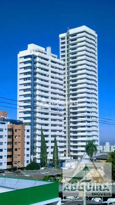Foto 1 de Apartamento com 3 Quartos à venda, 154m² em Centro, Ponta Grossa