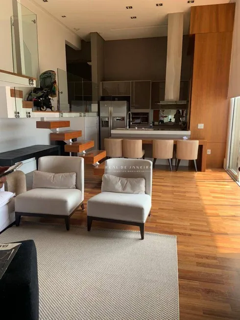 Foto 1 de Apartamento com 1 Quarto para alugar, 140m² em Bela Vista, São Paulo