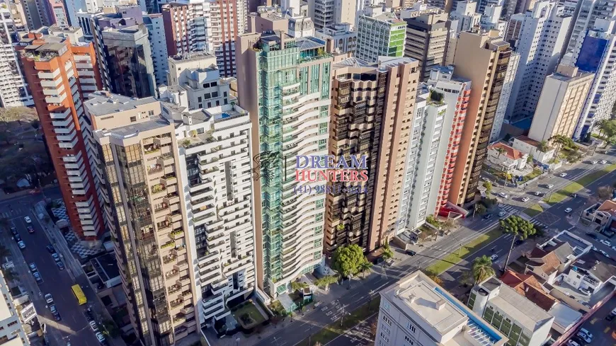 Foto 1 de Apartamento com 4 Quartos à venda, 350m² em Batel, Curitiba
