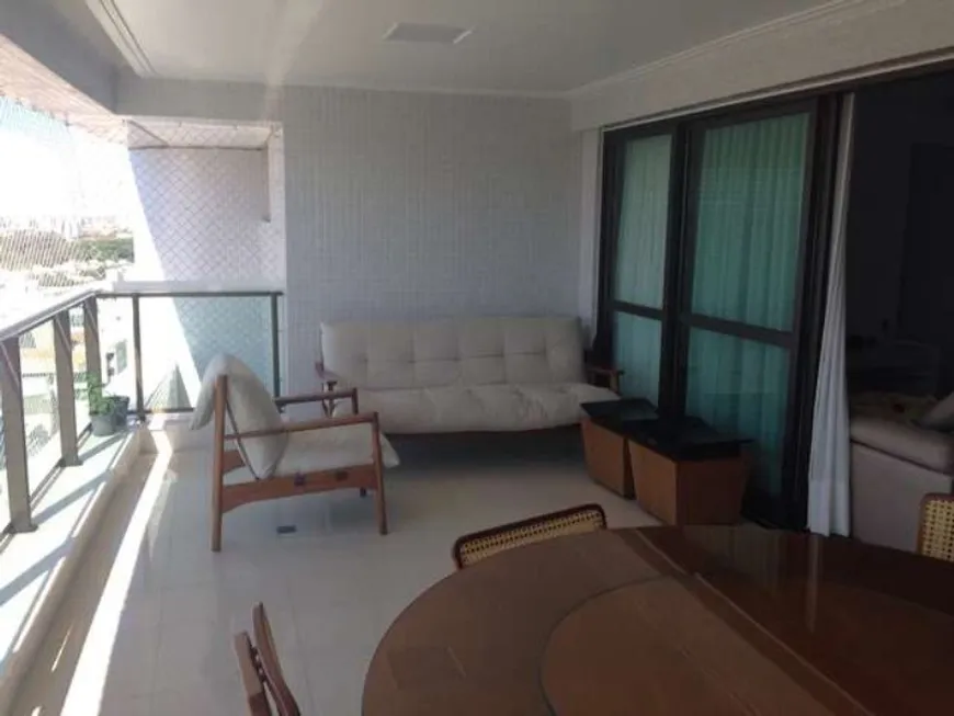 Foto 1 de Apartamento com 4 Quartos à venda, 173m² em Patamares, Salvador
