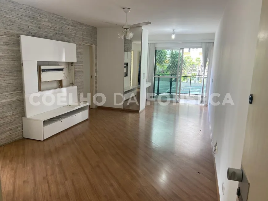 Foto 1 de Apartamento com 1 Quarto para alugar, 52m² em Campo Belo, São Paulo