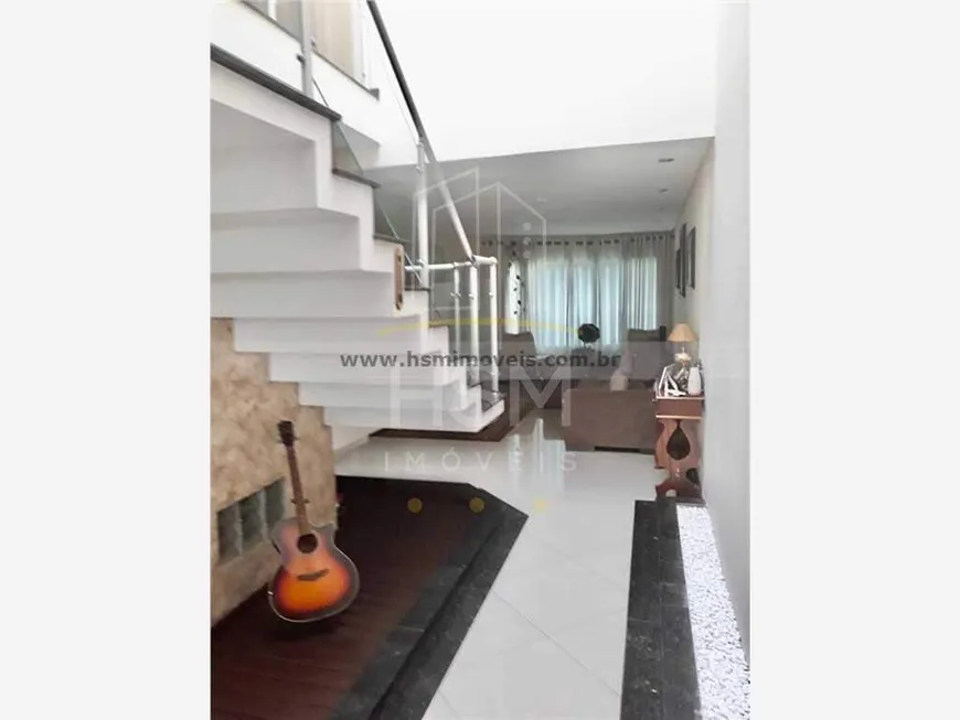 Foto 1 de Casa com 3 Quartos à venda, 300m² em Vila Curuçá, Santo André