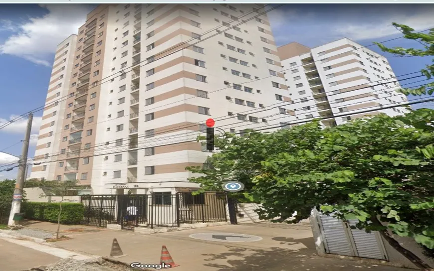 Foto 1 de Apartamento com 2 Quartos à venda, 48m² em Quinta da Paineira, São Paulo