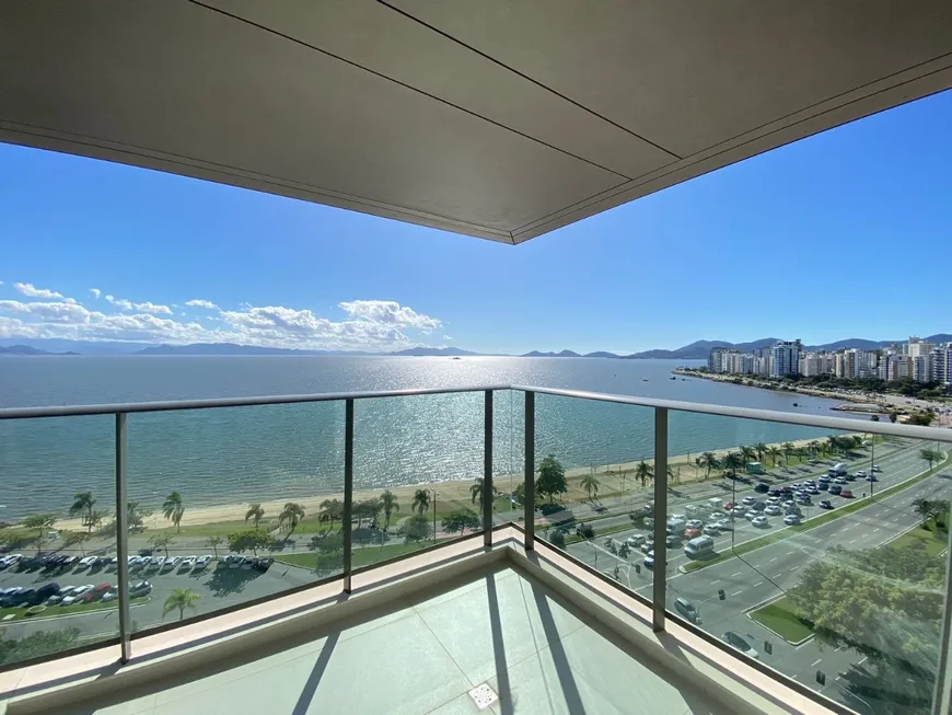 Foto 1 de Apartamento com 3 Quartos à venda, 251m² em Centro, Florianópolis