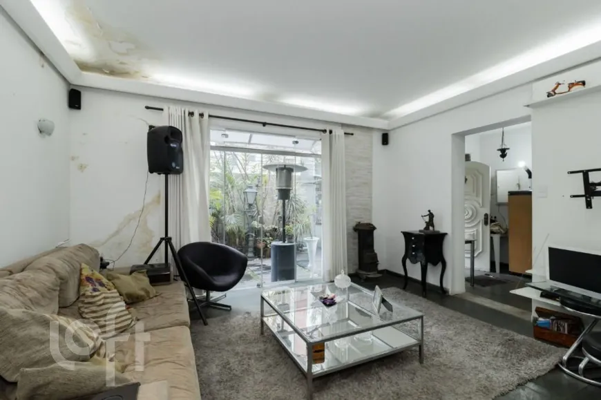 Foto 1 de Casa com 3 Quartos à venda, 250m² em Perdizes, São Paulo