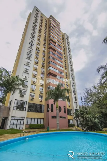 Foto 1 de Apartamento com 3 Quartos à venda, 132m² em Cristal, Porto Alegre