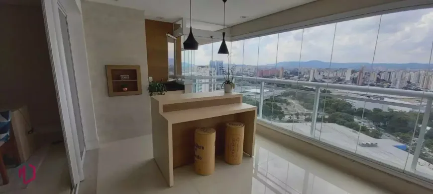 Foto 1 de Apartamento com 3 Quartos para alugar, 117m² em Barra Funda, São Paulo