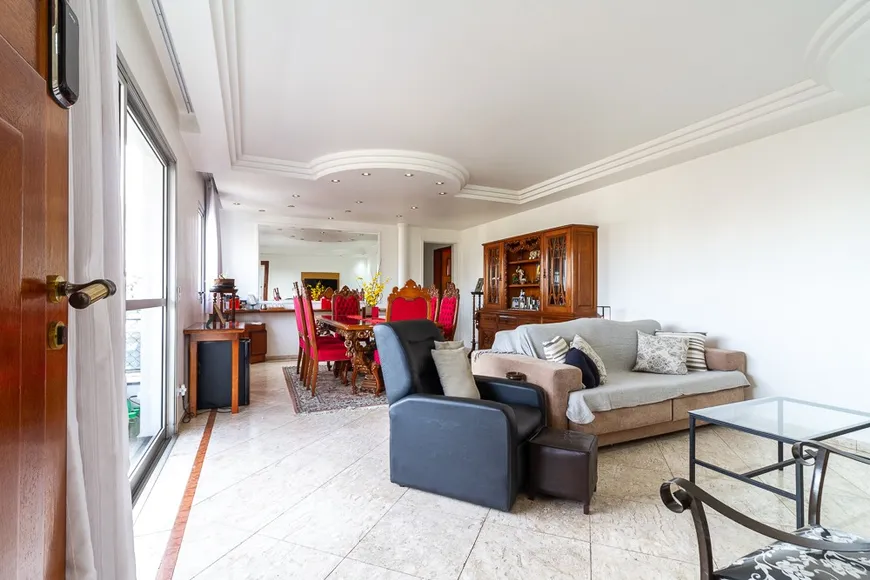 Foto 1 de Apartamento com 4 Quartos à venda, 155m² em Vila Suzana, São Paulo