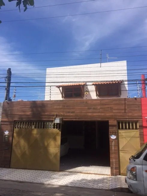 Foto 1 de Imóvel Comercial com 3 Quartos para alugar, 216m² em Santo Amaro, Recife