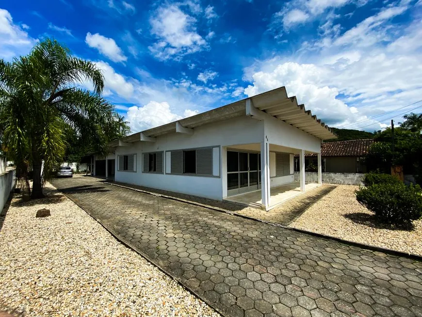 Foto 1 de Casa com 5 Quartos à venda, 1035m² em Santa Terezinha, Brusque