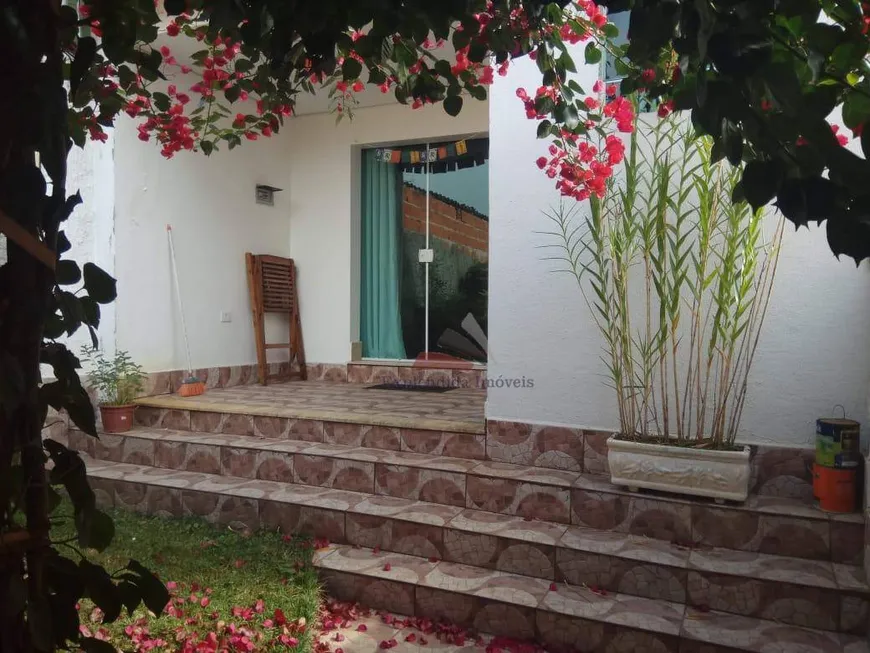Foto 1 de Casa com 3 Quartos à venda, 260m² em Vila Brasileira, Mogi das Cruzes