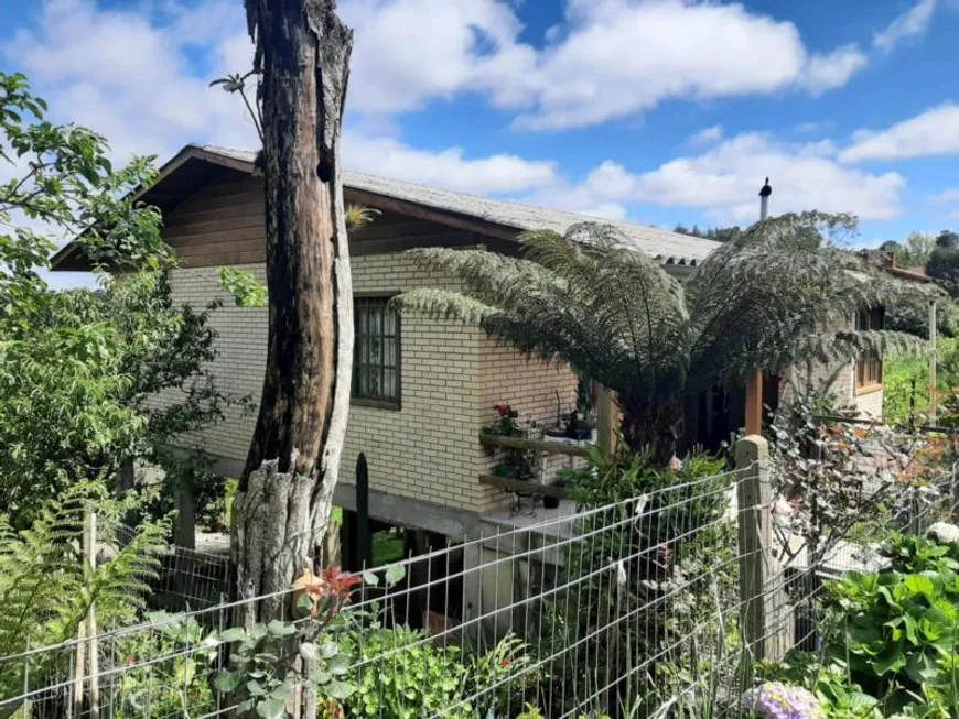 Foto 1 de Casa com 2 Quartos à venda, 90m² em Santa Terezinha, Canela