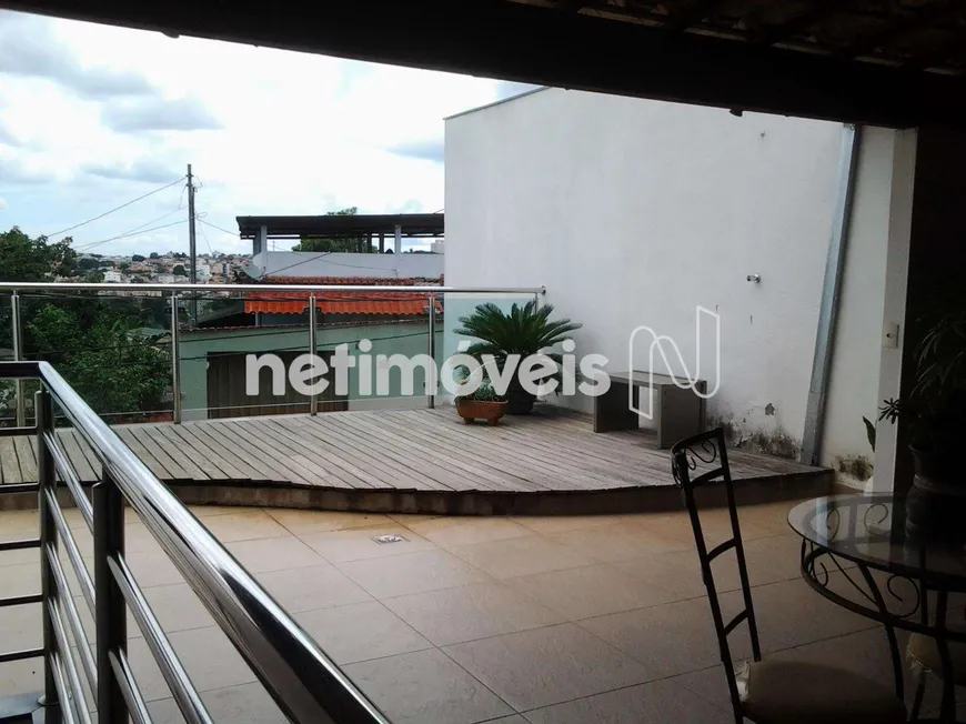 Foto 1 de Casa com 3 Quartos à venda, 180m² em Cenaculo, Belo Horizonte