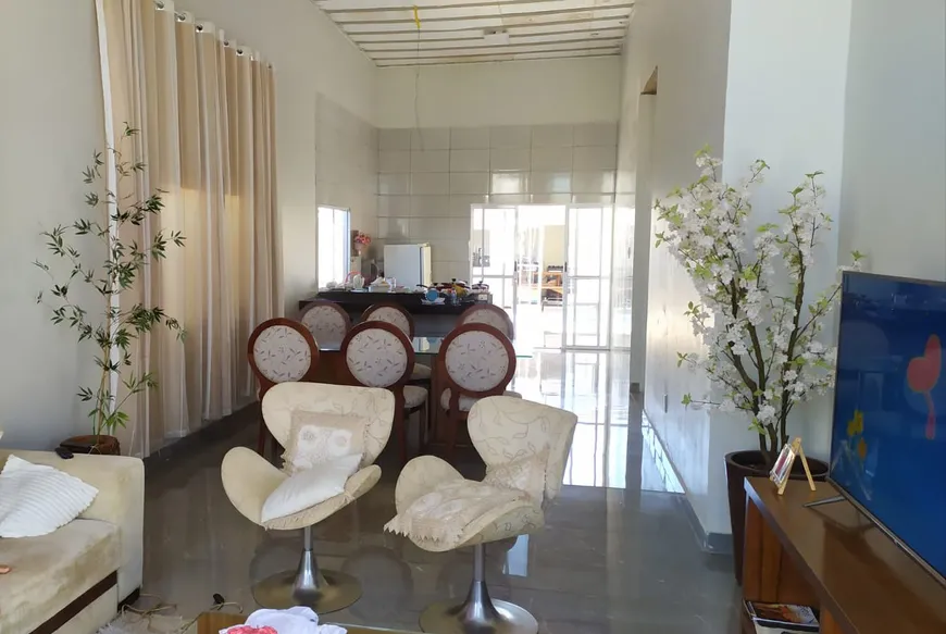 Foto 1 de Casa com 2 Quartos à venda, 210m² em Residencial Vieira, Trindade