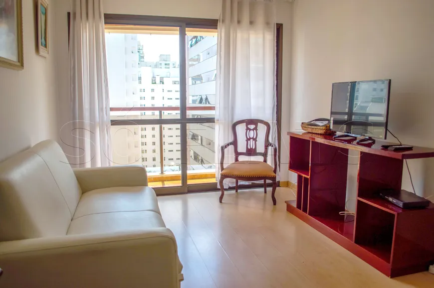 Foto 1 de Flat com 1 Quarto à venda, 42m² em Cerqueira César, São Paulo